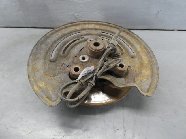 Vauxhall Vivaro Drivers Offside Rear Wheel Hub 1.6CDTI 2016 - Chrispin ...