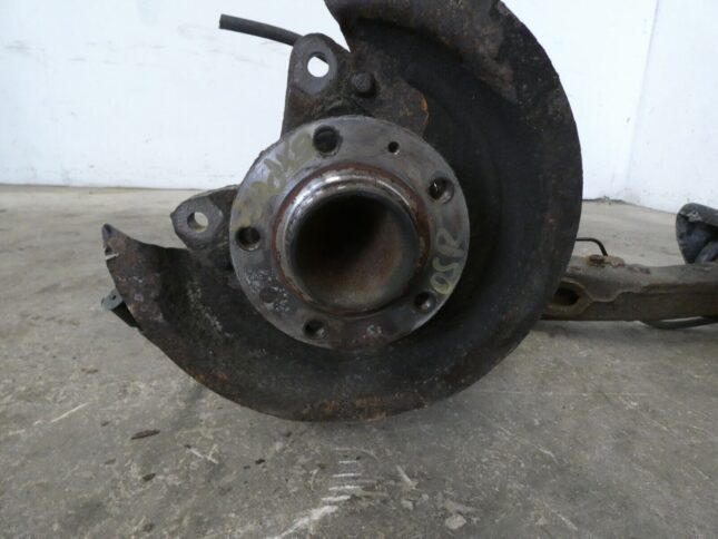 Peugeot Expert Drivers Offside Rear Wheel Hub 2.0HDI 2019 - Chrispin's ...