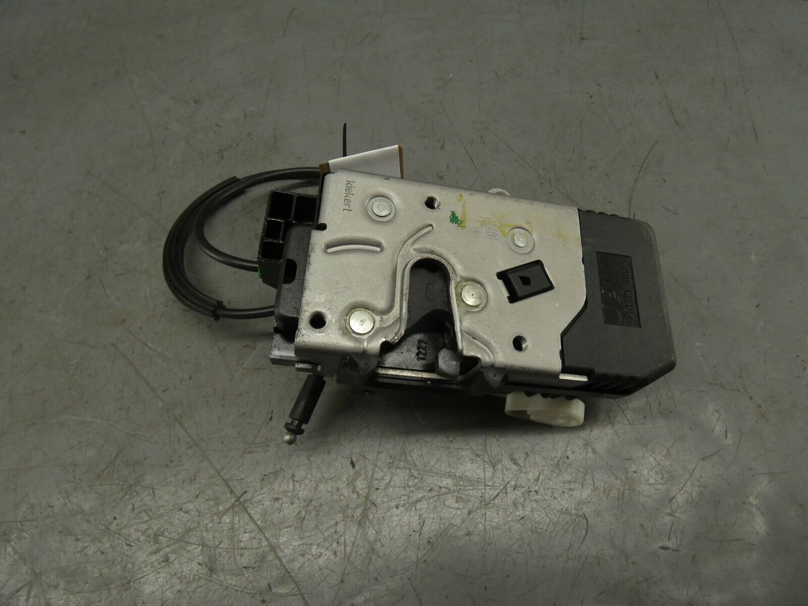 Vauxhall Vivaro Rear Door Lock Latch Motor 1.6CDTI 2017 905033916R