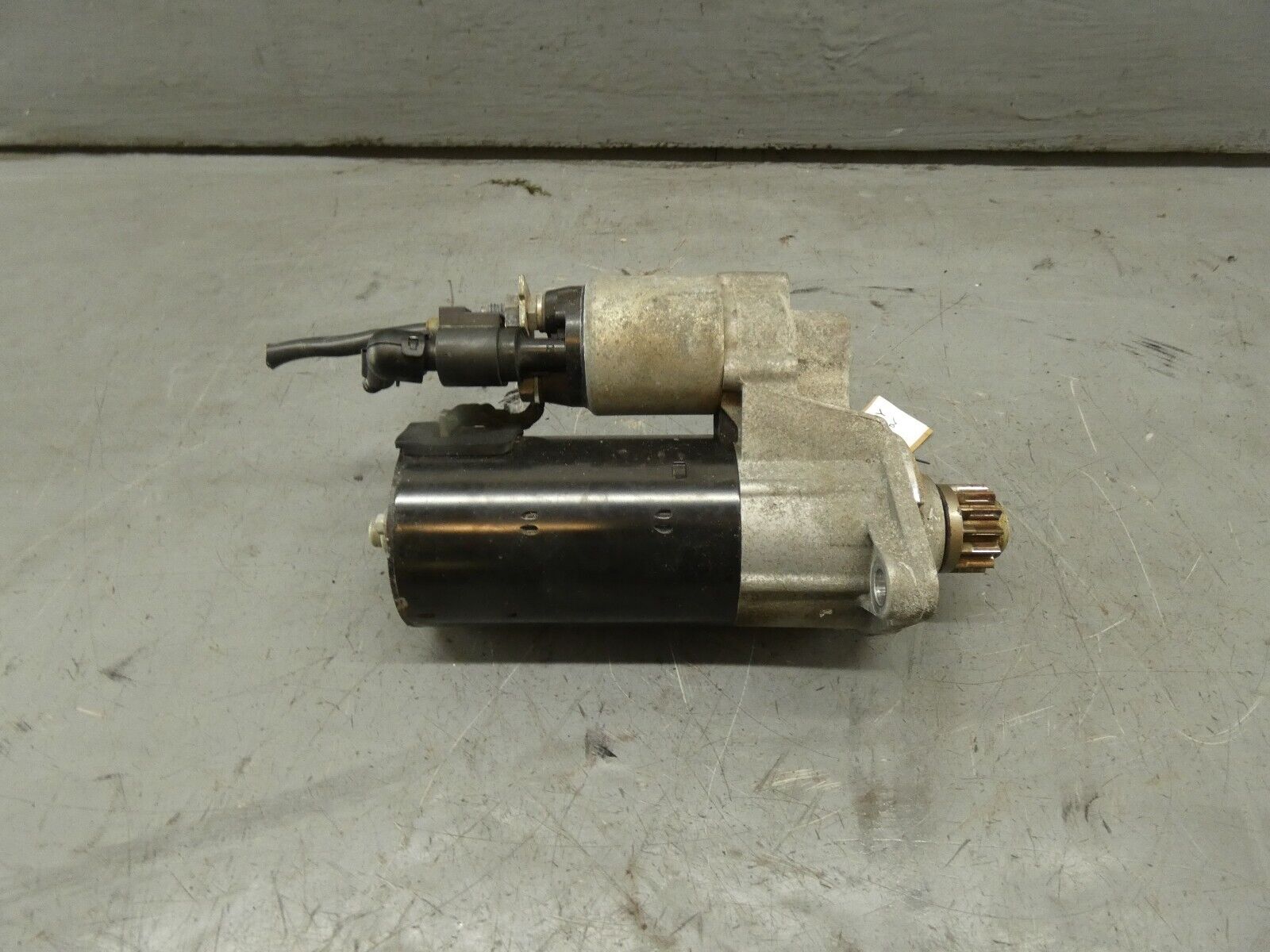 VW Volkswagen Caddy Starter Motor 2.0HDI 2016 02E 911 024 C