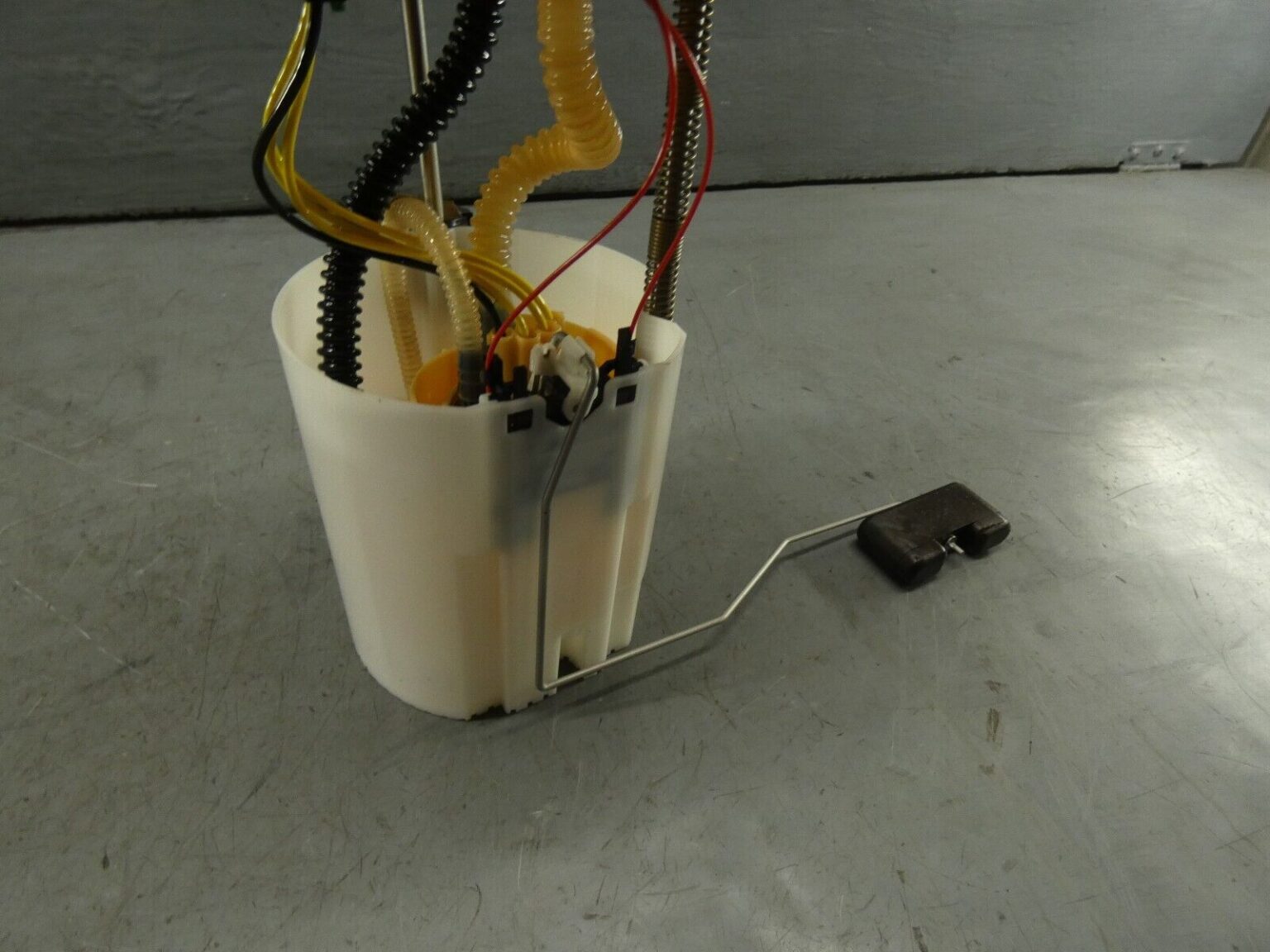 Vauxhall Movano Diesel Fuel Sender Sending Unit 2.3CDTI 2015 BOSCH