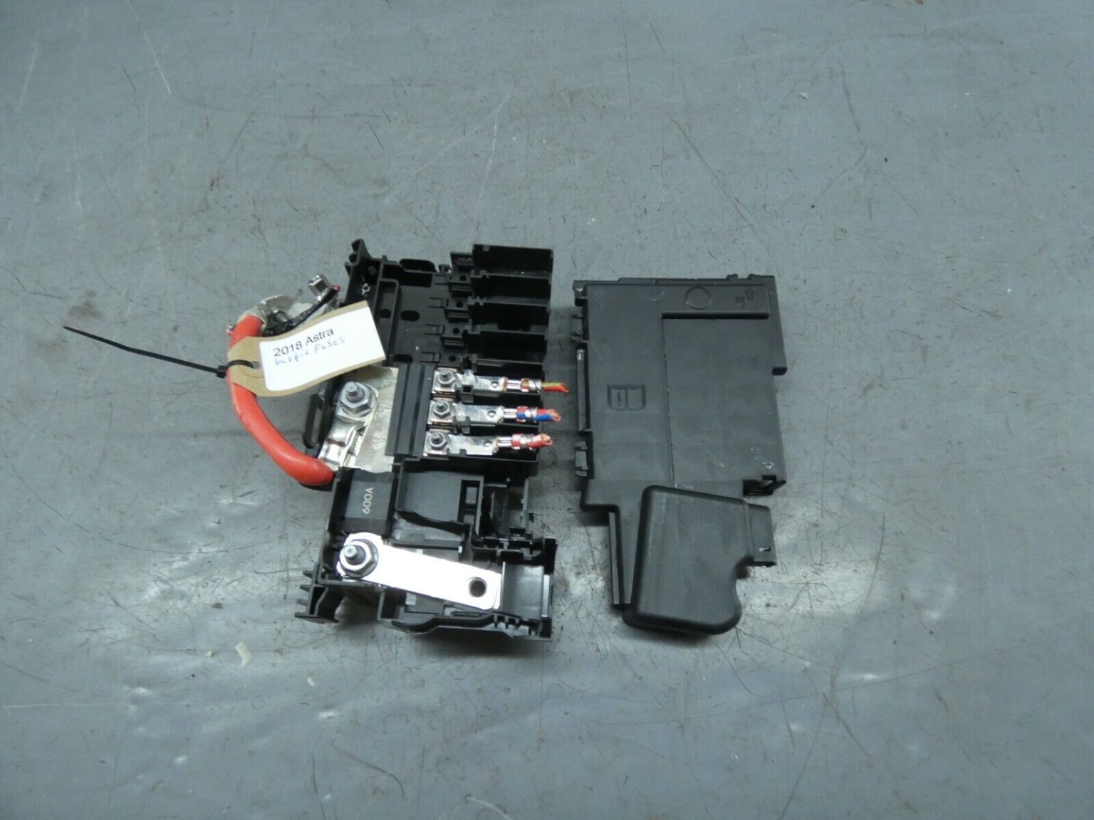Vauxhall Astra Battery Fuse Fuses 1.4 16v 2018 39023243 Chrispin's