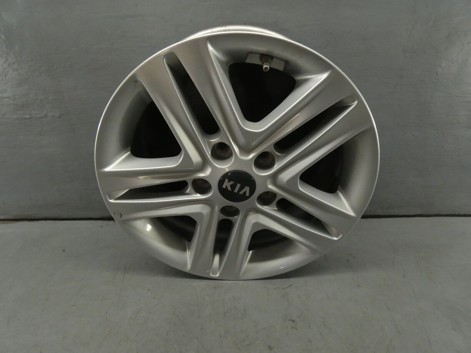 one-16-2019-kia-ceed-alloy-wheel-rim-a-5-spoke-6-5jx16h2