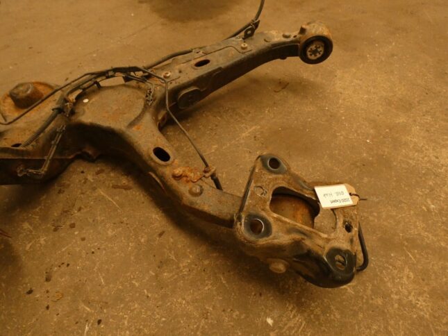 Peugeot Expert Drivers Offside Rear Wheel Hub 1.5HDI 2020 - Chrispin's ...