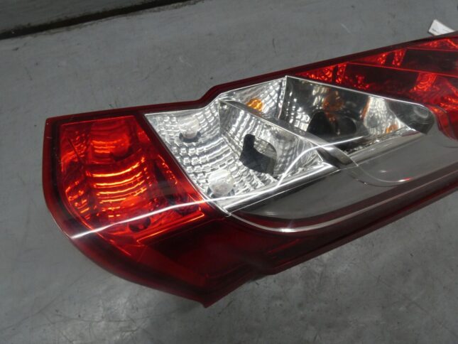 Iveco Daily Drivers Offside Rear Tail Light 2.3 2016 - Chrispin's Used ...