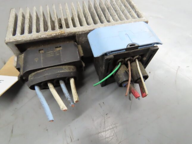 GLOW PLUG RELAY / TIME CONTROL UNIT FOR RENAULT MASTER, TRAFIC, NISSAN