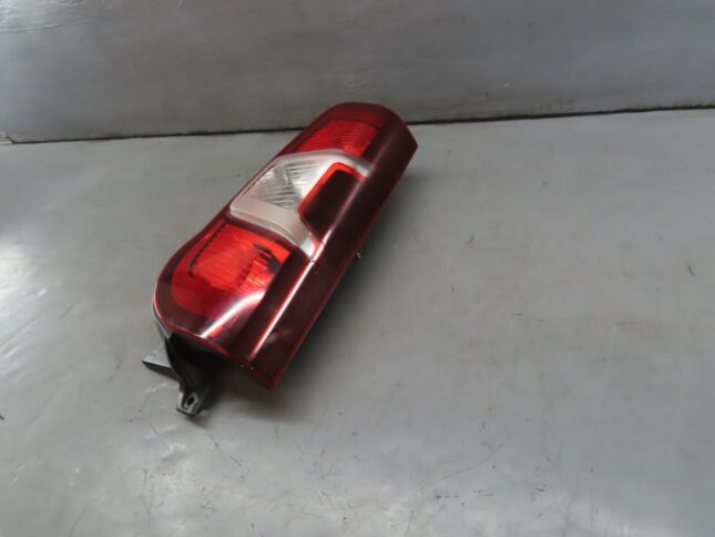 Peugeot Partner Drivers Offside Rear Tail Light 1.5HDI 2020 - 311012685 ...