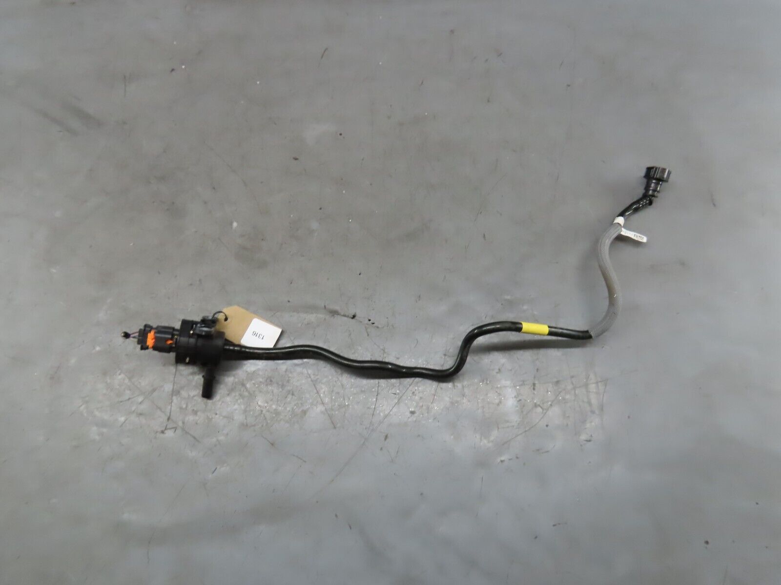 Ford Transit Custom Fuel Return Pipe Fuel Intake 2.0TDCI 2022 - GK2Q ...