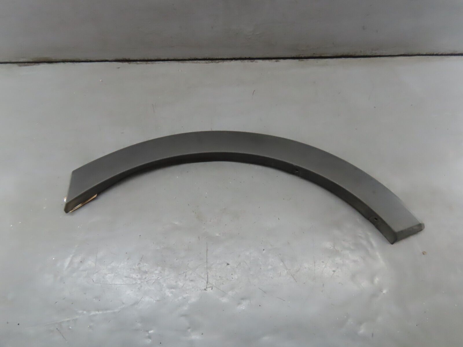 Ford Transit 350 Drivers Offside Front Wheel Arch Trim Panel 22tdci 