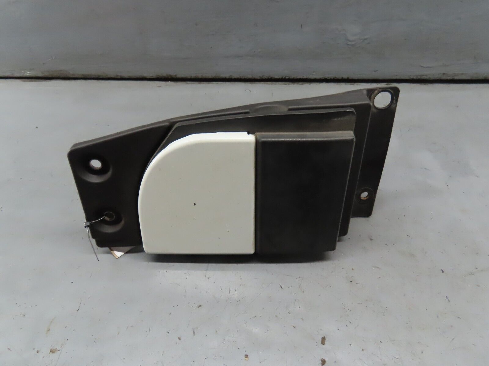 Iveco Daily Drivers Offside Side Adblue Flap Cap Cover 2019 (WHITE ...