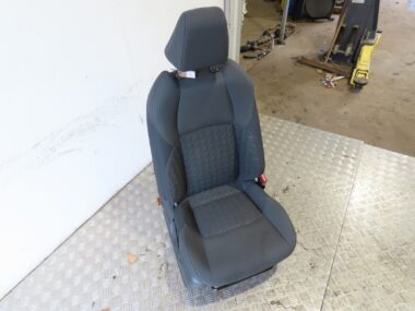 Toyota C-HR Drivers Offside Front Seat 5dr 1.8VVTI 2021