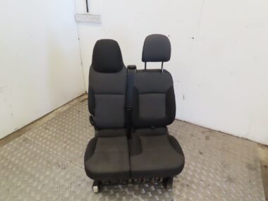 Renault Trafic Passenger Nearside Front Seat 2.0DCI 2021